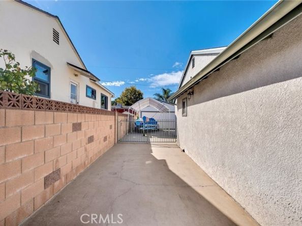 10227 Quill Avenue, Sunland (los Angeles) CA 91040