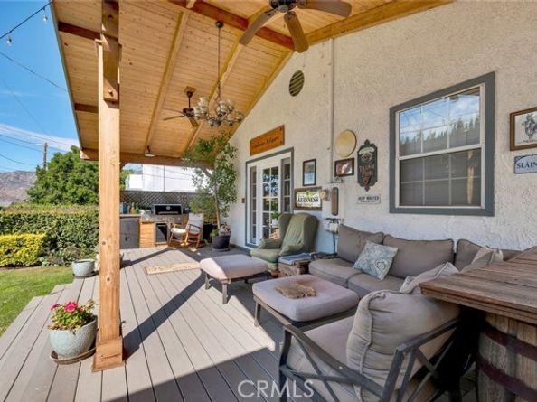 10227 Quill Avenue, Sunland (los Angeles) CA 91040