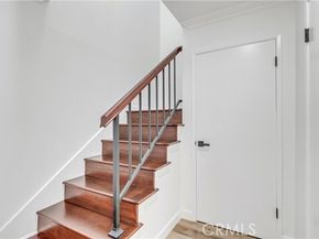 527 E Elmwood, Burbank CA 91501