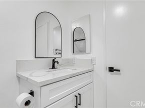 527 E Elmwood, Burbank CA 91501