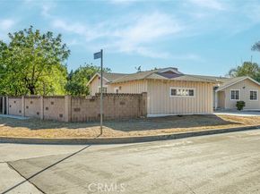 14230 Calahan, Panorama City (los Angeles) CA 91402