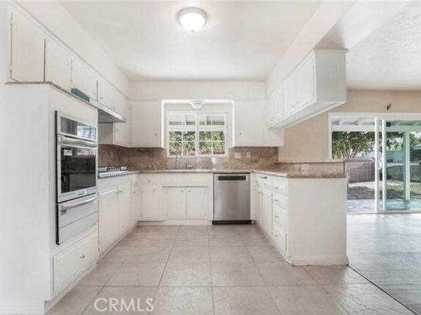 14230 Calahan, Panorama City (los Angeles) CA 91402