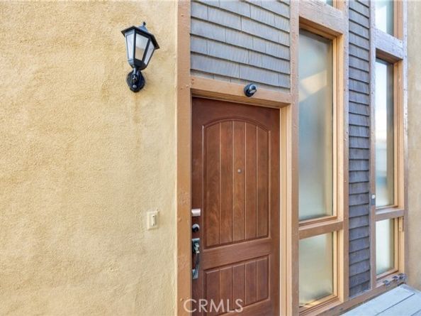 57 A Surfside Avenue, Surfside (seal Beach) CA 90743