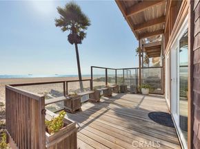 57 A Surfside Avenue, Surfside (seal Beach) CA 90743