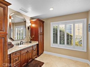 1542 La Loma, Tustin CA 92705