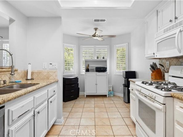 20981 Oakville 35, Lake Forest (el Toro) CA 92630
