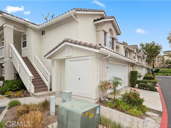 20981 Oakville 35, Lake Forest (el Toro) CA 92630