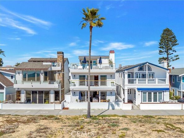 114 Oceanfront, Newport Beach CA 92661