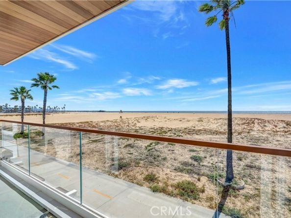 114 Oceanfront, Newport Beach CA 92661