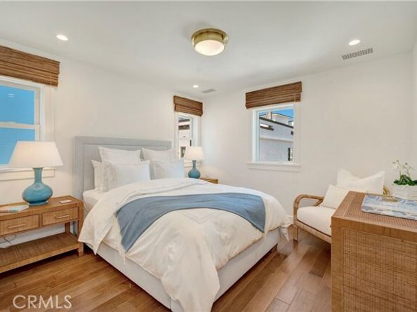 114 Oceanfront, Newport Beach CA 92661