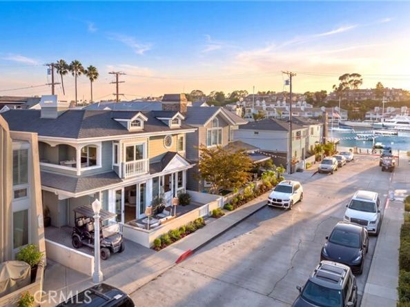 327 Amethyst, Newport Beach CA 92662