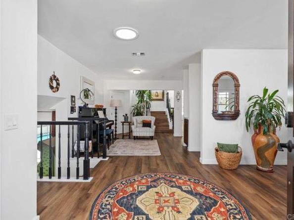 4814 Refugio Avenue, Carlsbad CA 92008