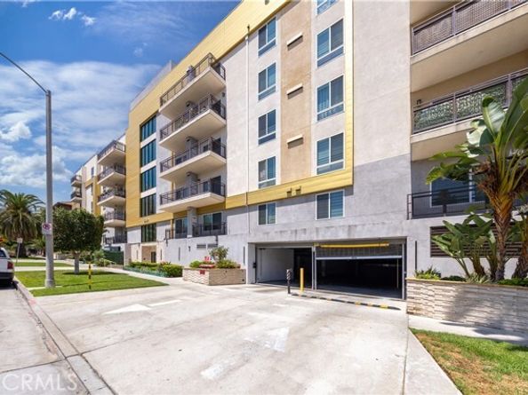 2939 Leeward 305, Los Angeles CA 90005