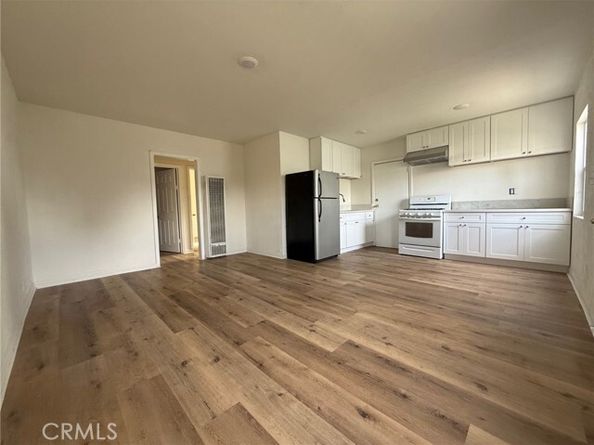 10206 S Vermont, Los Angeles CA 90044