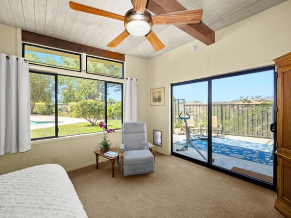9728 Shadow Island Drive, Burbank CA 91040
