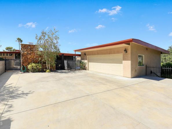 9728 Shadow Island Drive, Burbank CA 91040