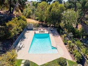 9728 Shadow Island Drive, Burbank CA 91040