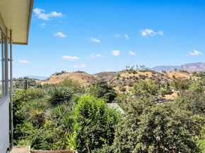 9728 Shadow Island Drive, Burbank CA 91040