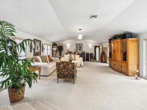 4959 Brewster Drive, Tarzana (los Angeles) CA 91356