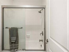 1351 N Crescent Heights 114, West Hollywood CA 90046