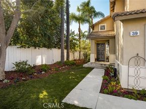 39 Touraine Place, Lake Forest (el Toro) CA 92610