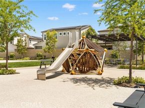 220 Edna Pkwy, Lake Forest (el Toro) CA 92630