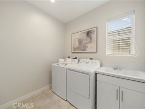 220 Edna Pkwy, Lake Forest (el Toro) CA 92630