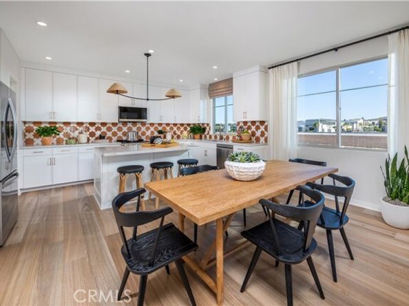 903 Estrella Road, San Marcos CA 92078