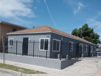813 E Imperial