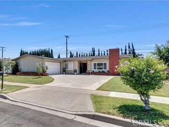 1642 Tiffany Place