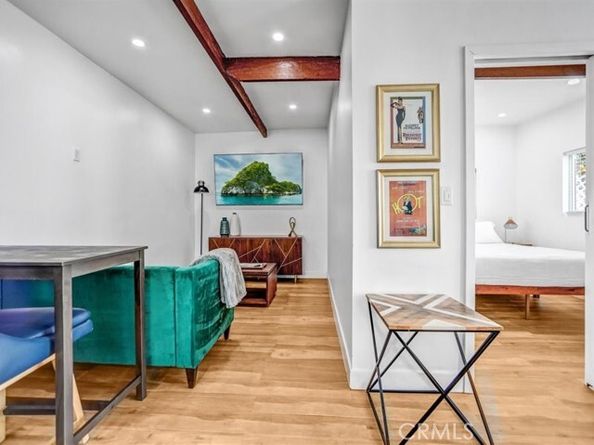 5512 Willowcrest, North Hollywood (los Angeles) CA 91601