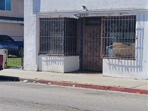 2051 Orange Avenue, Long Beach CA 90806