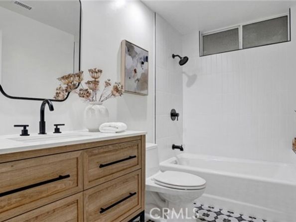 31682 Via Coyote, Laguna Hills CA 92679