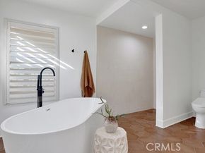 31682 Via Coyote, Laguna Hills CA 92679