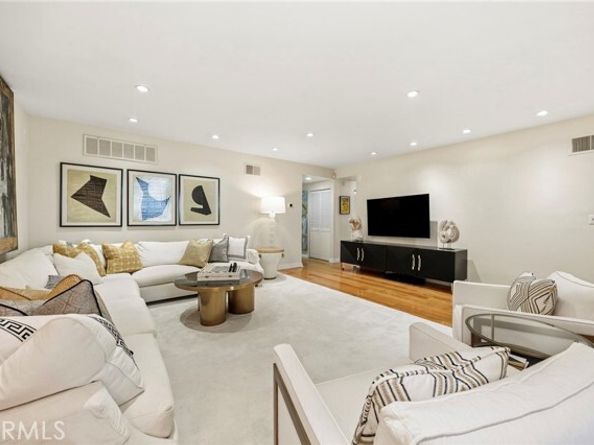 11687 Bellagio Road 12, Los Angeles CA 90049