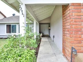 22941 Belquest Drive, Lake Forest (el Toro) CA 92630