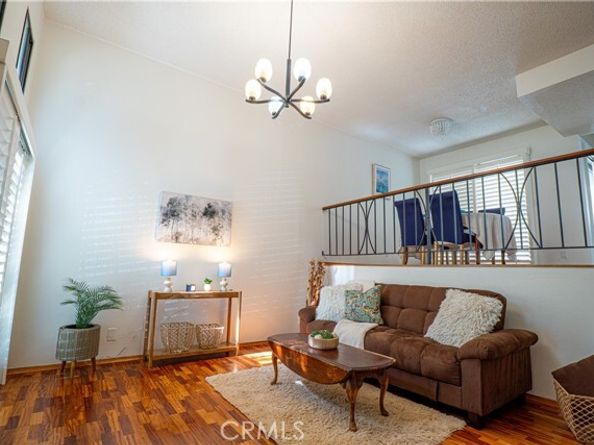 9620 Sepulveda Boulevard 4, North Hills (los Angeles) CA 91343