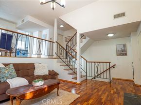 9620 Sepulveda Boulevard 4, North Hills (los Angeles) CA 91343