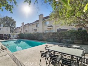 9620 Sepulveda Boulevard 4, North Hills (los Angeles) CA 91343