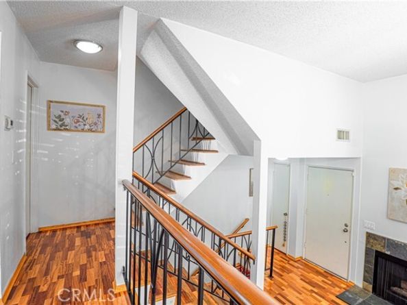 9620 Sepulveda Boulevard 4, North Hills (los Angeles) CA 91343