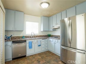 9620 Sepulveda Boulevard 4, North Hills (los Angeles) CA 91343