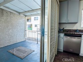 9620 Sepulveda Boulevard 4, North Hills (los Angeles) CA 91343