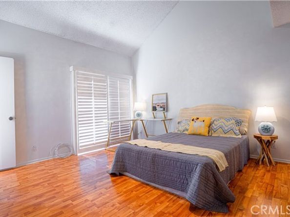 9620 Sepulveda Boulevard 4, North Hills (los Angeles) CA 91343