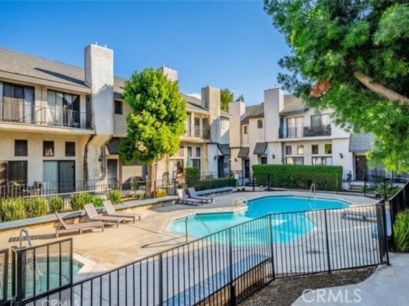 9620 Sepulveda Boulevard 4, North Hills (los Angeles) CA 91343
