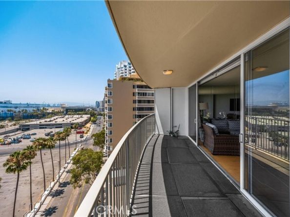 700 E Ocean Boulevard 1207, Long Beach CA 90802