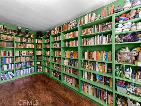 1260 E 4th Street 6, Long Beach CA 90802