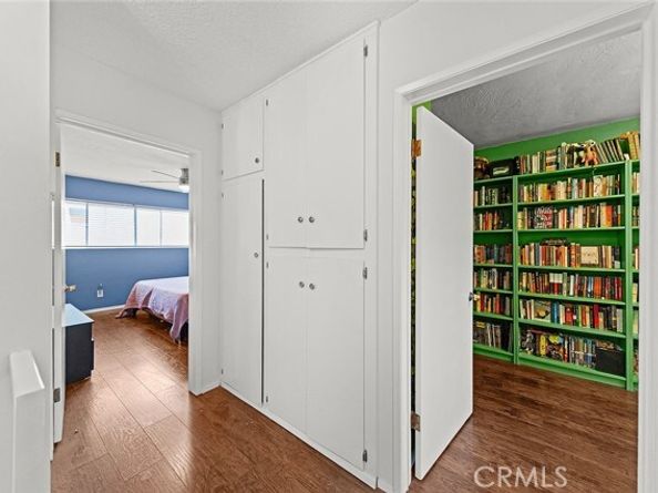 1260 E 4th Street 6, Long Beach CA 90802