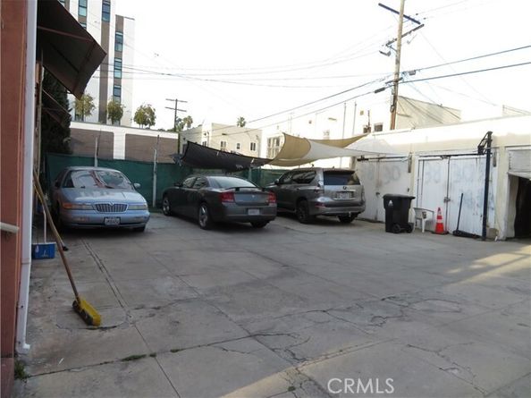 3830 S Figueroa Street, Los Angeles CA 90037