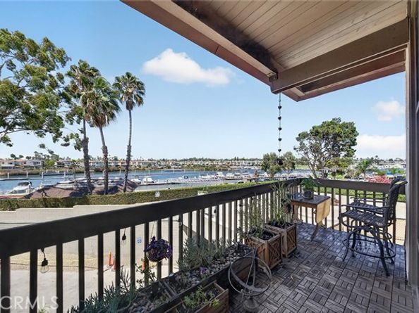 5201 S Marina Pacifica Drive, Long Beach CA 90803