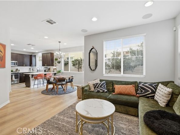 22764 Meyler, Torrance CA 90502